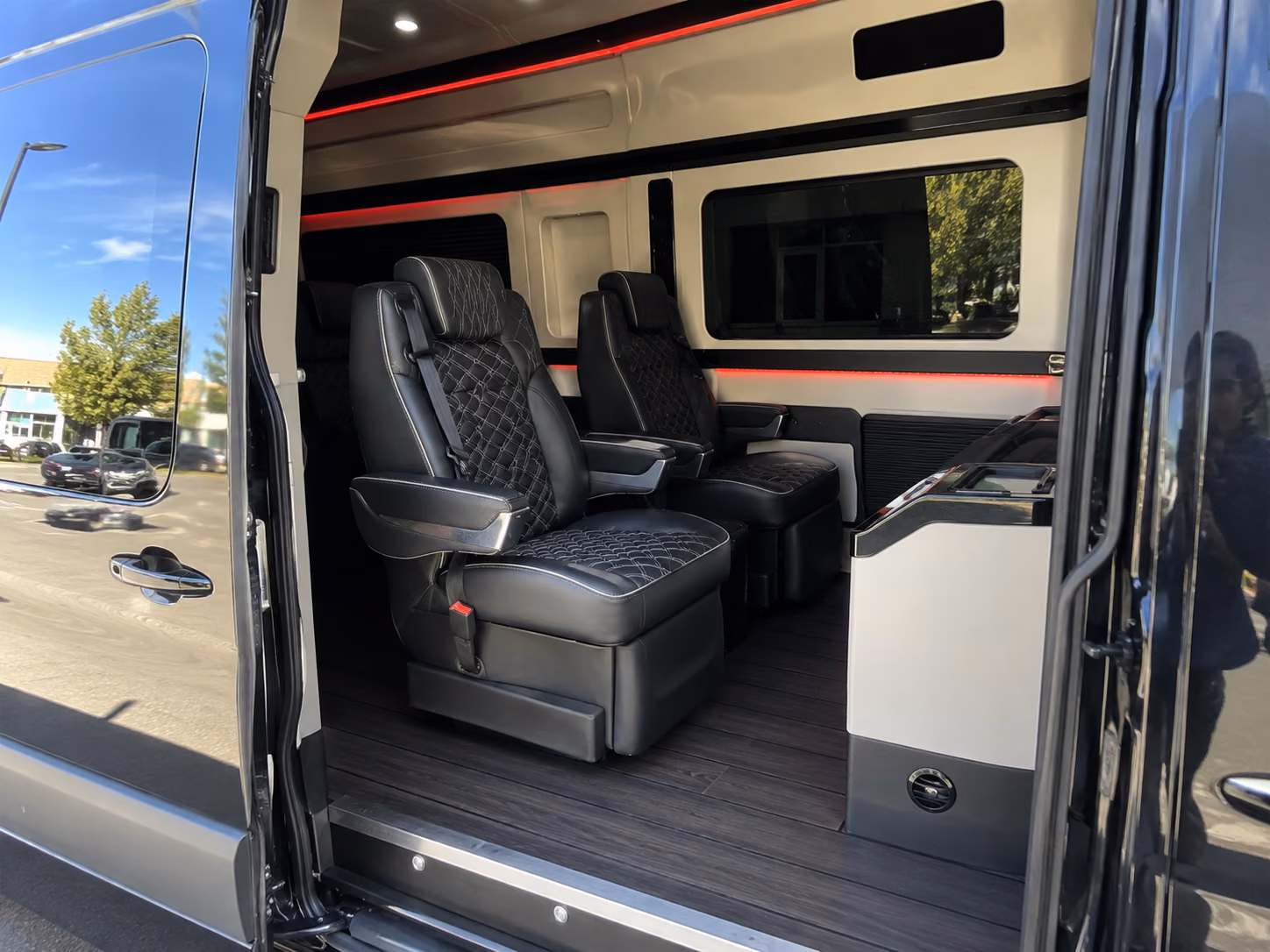 davie 20 passenger sprinter van inside