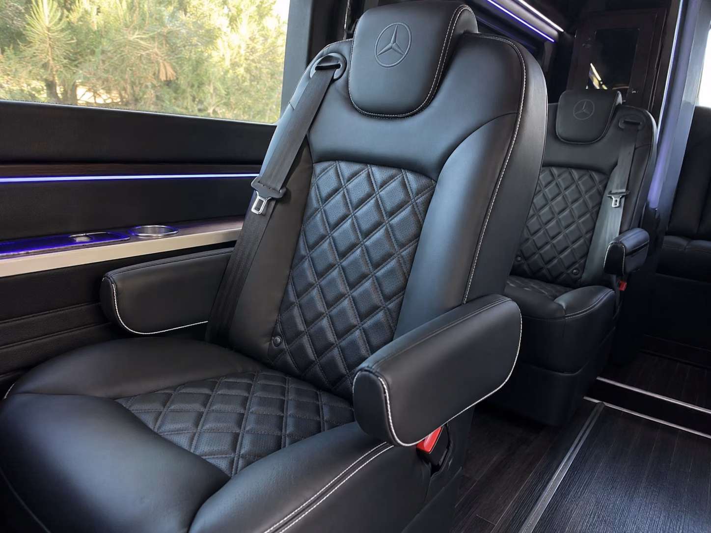 davie 20 passenger sprinter van interior